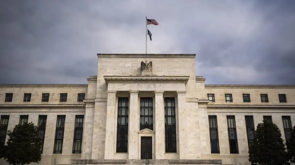 Reserva Federal de Estados Unidos no mueve su tasa de interés y queda entre 3,75% y el 4%