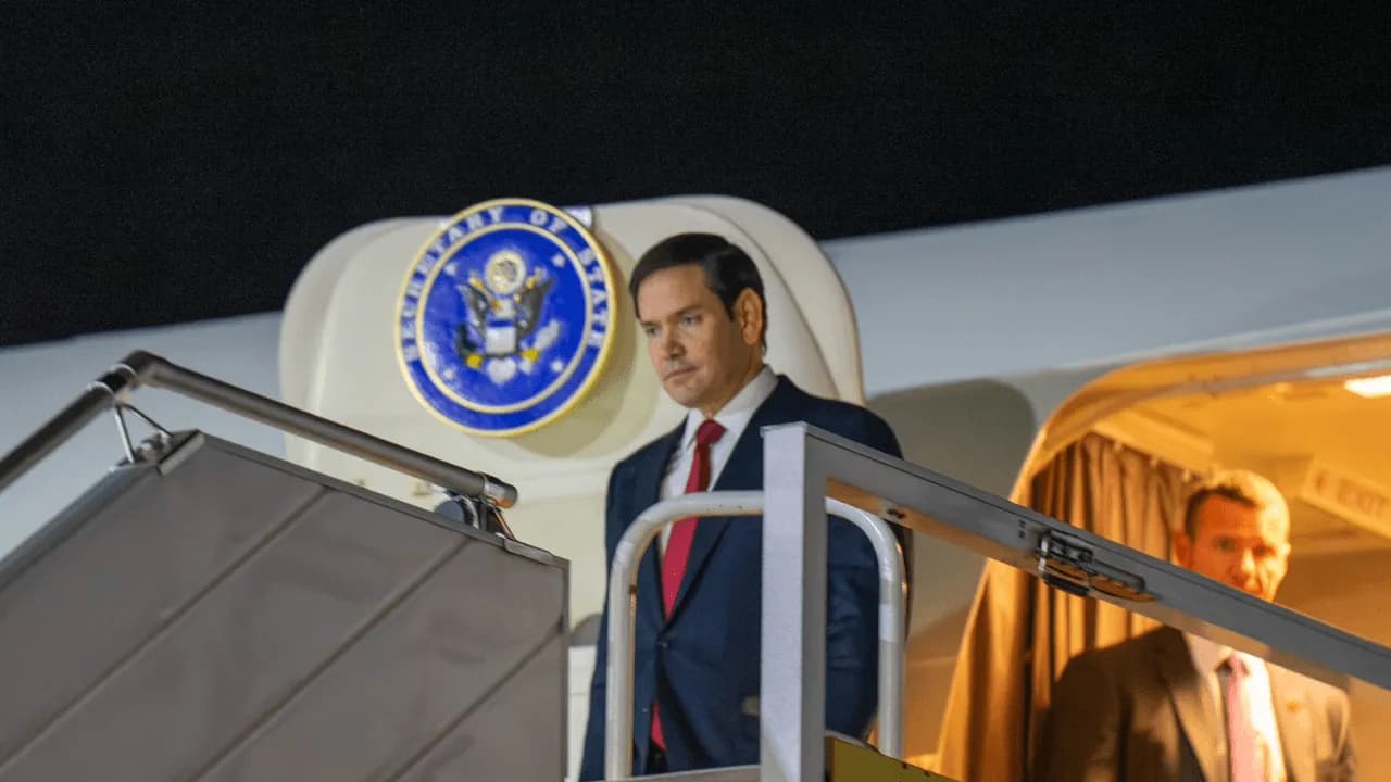 Congresistas de Estados Unidos piden a Marco Rubio no apoyar la fumigación aérea en Colombia