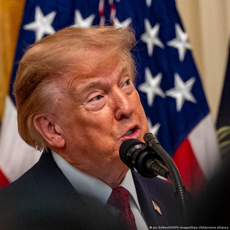 Trump anuncia que no habrá ataques contra Irán en octubre
